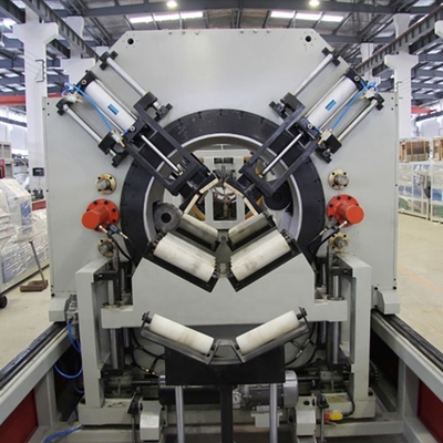 Ontwerp op maat gemaakte pvc-pipe-extrudermachine 380v 50hz voor onderhoudbare productielijn
