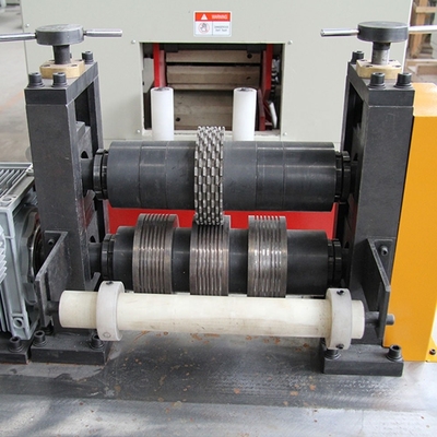 250kW Power Korrels Dakpan Pvc Profielblad Extrusielijn Plastic Tweelingschroefmachine