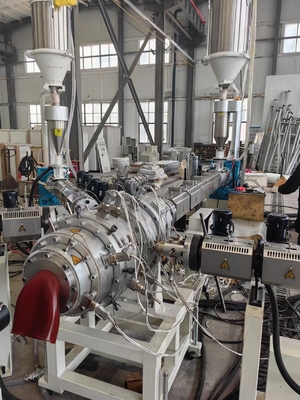 Concurrerende automatische pvc-buis-extrusielijn met hoge productiviteit en lange levensduur
