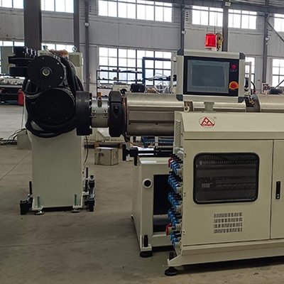 Vervaardigingsfabriek Automatische PVC-holle plaatmachine met twee schroeven