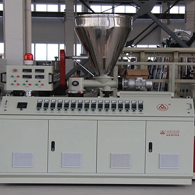 Gepersonaliseerde certificering Dubbelschroefversnellingsbak voor PVC WPC wandpaneel extrusielijn