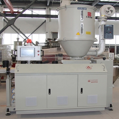 Gepersonaliseerde lange levensduur PE-buis extrusielijn voor horizontale extrudermachine