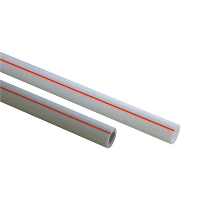Hoogproductieve PVC-buis-extrudermachine voor plastics voor buizen in een productie-installatie