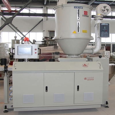 Op maat gemaakte extruderingslijn met hoge productiviteit voor PVC-pijpen met een lange levensduur
