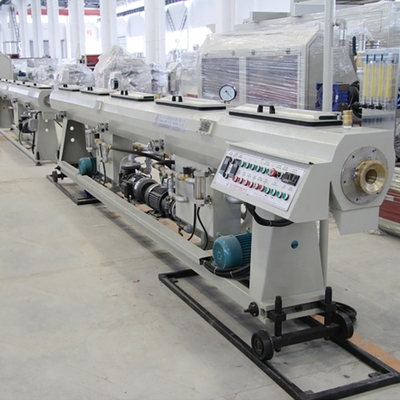 Op maat gemaakte extruderingslijn met hoge productiviteit voor PVC-pijpen met een lange levensduur