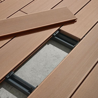 Schroef L/D-verhouding Overige co-roterende conische tweeschroef PP PE-basis WPC-extrusielijn 108