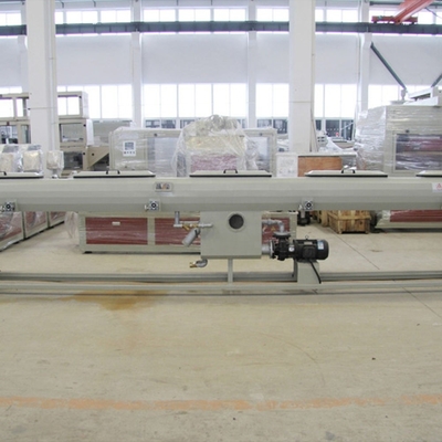 Leading Technology Customized Plastic Pvc Pipe Extrusion Line voor hoge productiviteit