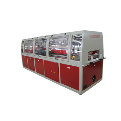 132 1 Schroef L/D-verhouding PVC plafondpaneel extrusielijn YX240 voor de bouwindustrie