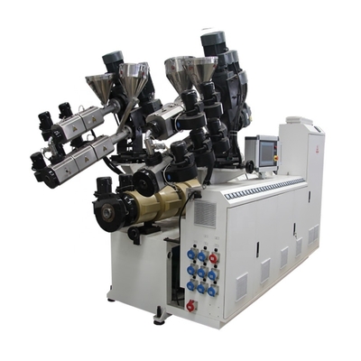 Schroef L/D-verhouding 156 1 Extrusielijn voor hoge productiviteit 118kw WPC Extruder Machine