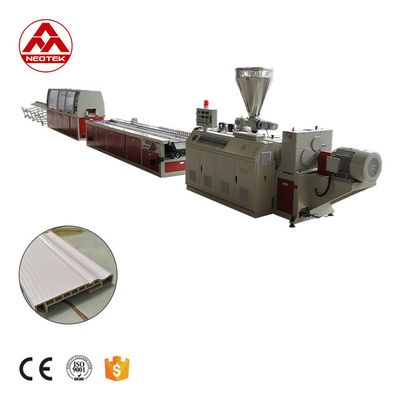 Co-roterende conische tweeschroef PVC WPC-extrusielijn met 38CrMoALA-schroefmateriaal
