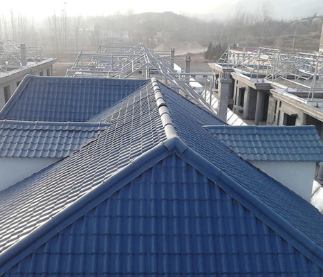 Aanpasbare plastic PVC-daktegelmachine