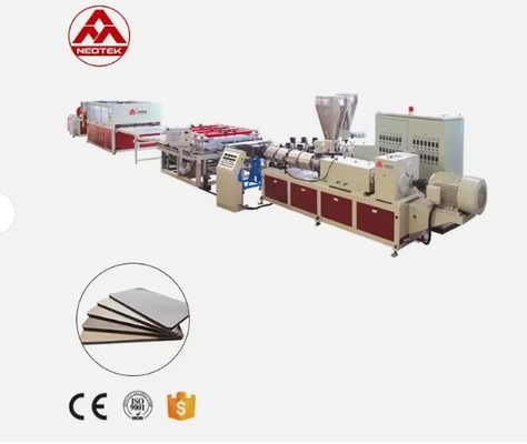 Op maat gemaakte 1220mm Co roterende conische Twin Schroef PVC Foam Board Extrusion Line