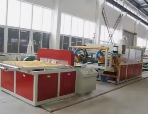 Op maat gemaakte 1220mm Co roterende conische Twin Schroef PVC Foam Board Extrusion Line